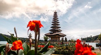 Things to do in Munduk Temple.